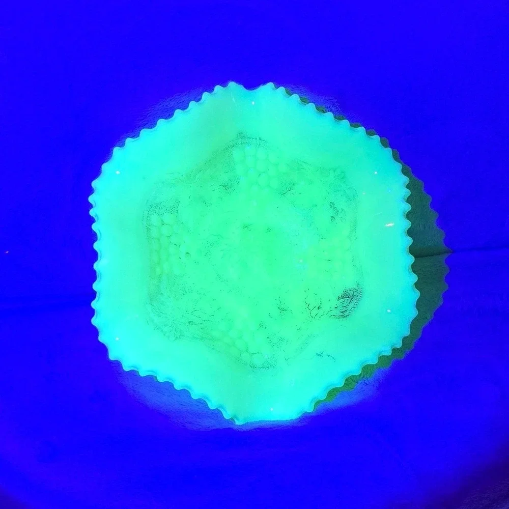 Vintage Northwood Uranium Custard Glass Bowl Grape & Cable Pattern Bowl 7.5